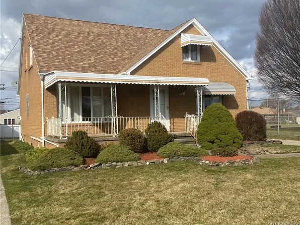 46 Saint Marys Dr, Lackawanna, NY 14218