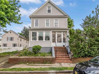 179 Broadway, Bridgeport, CT, 06606