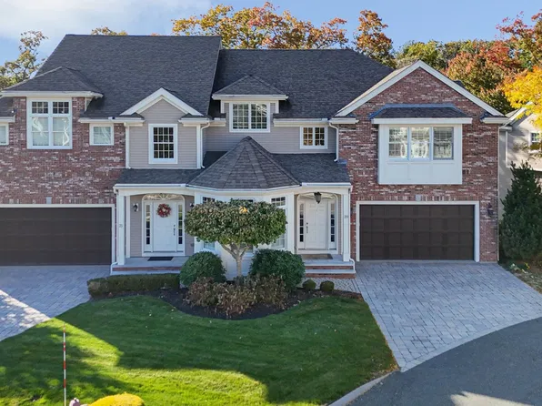 527 Salem St Unit 20, Lynnfield, MA 01940