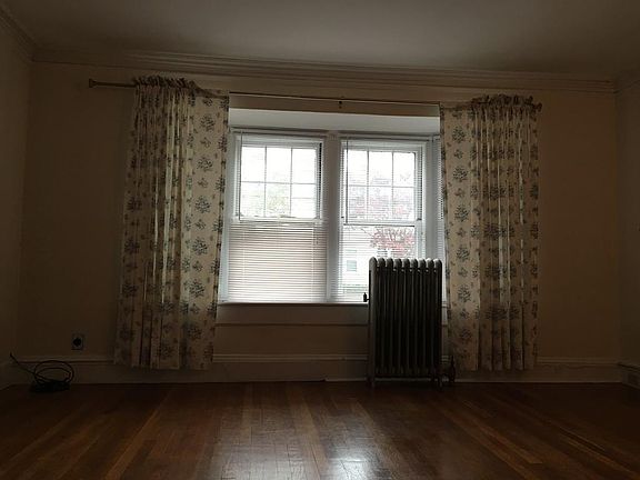 3rd image of 189 Atlantic St #1