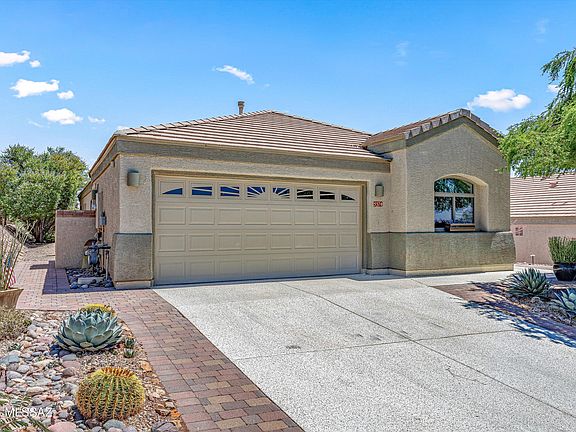 2nd image of 5370 W Arid Canyon Dr
