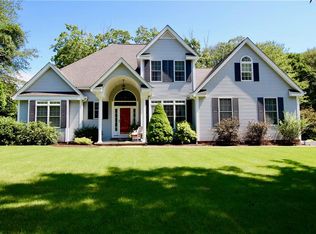 19 Milrose Ave, Westerly, RI 02891