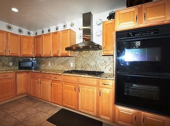 5th image of 632 Welland Way