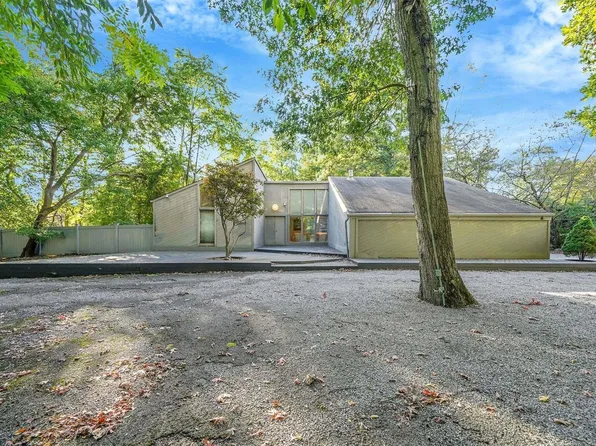 193 Round Swamp Road, Huntington, NY 11743