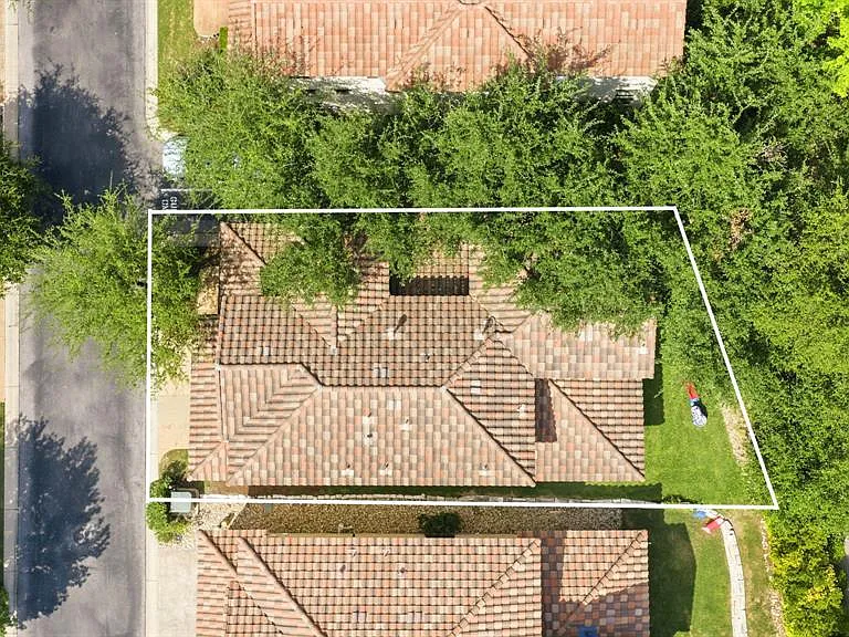 15317 Falconhead Grove Loop — Photo 28