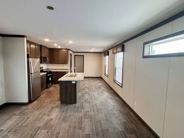 770 5th St #31, Audubon, MN 56511