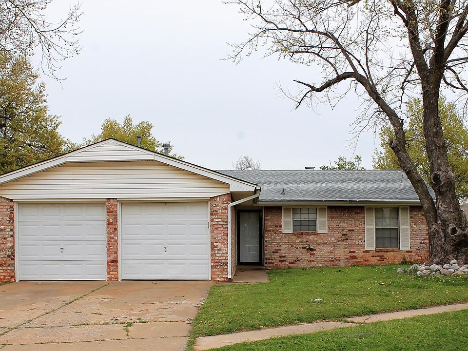 Beautiful Home on culdesac