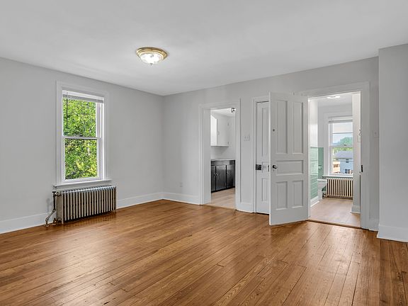 5th image of 530 Baer Ave APT 2