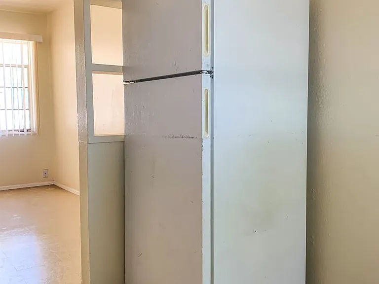 One Bedrooms near VA Hospital — Photo 13