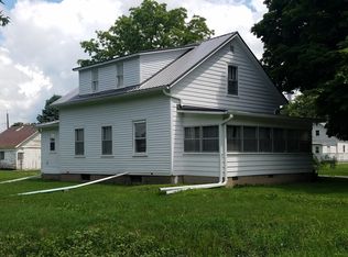 102 Linn St, Benson, IL 61516