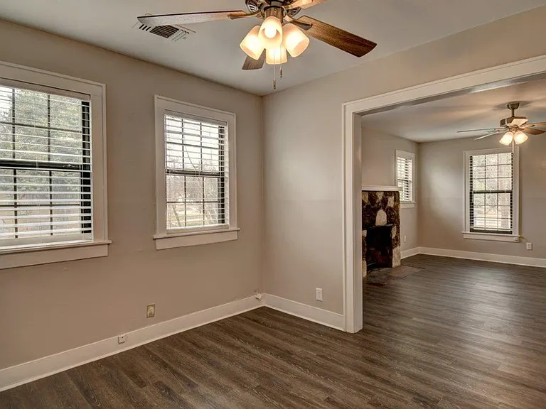 1707B E Main St — Photo 7