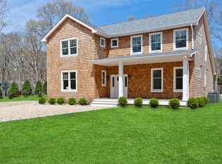 12 Folkstone Dr, East Hampton, NY 11937