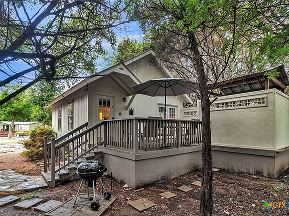 2nd image of 104 Scudder Ln #X