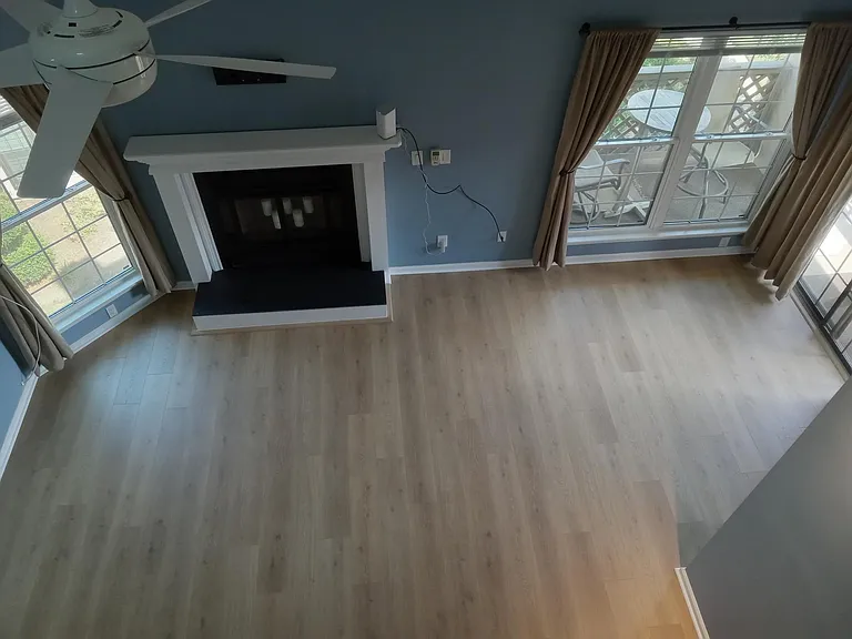 415 Harbour Point #304 — Photo 4