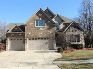 525 W Division St, Itasca, IL 60143