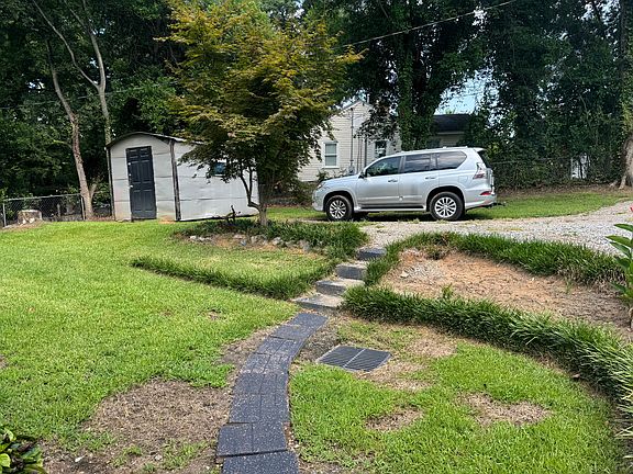 2nd image of 110 Crystal Lake Dr