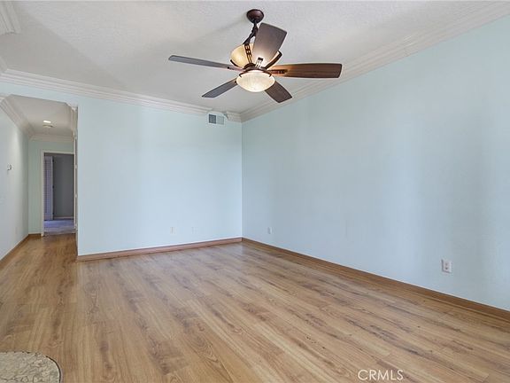 5th image of 4623 E 4th St #6