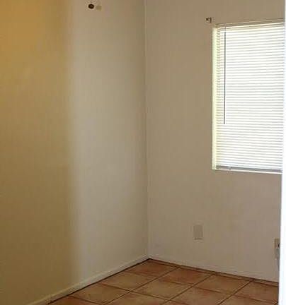 3rd image of 3114 N Winstel Blvd