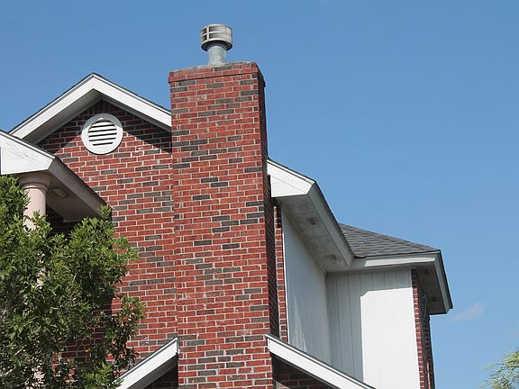 2nd image of 3174 Huntington Ct