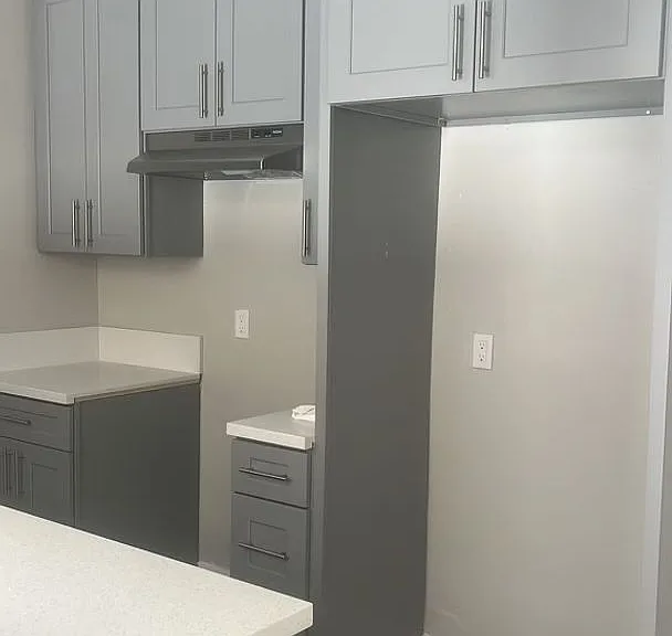 8207 Langdon Ave — Photo 3