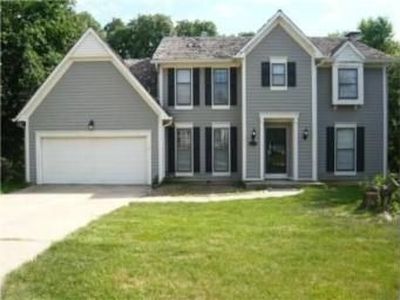 146 NE Edgewater Dr, Lees Summit, MO, 64064