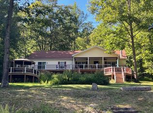 49 River Rd, Hancock, NY 13783