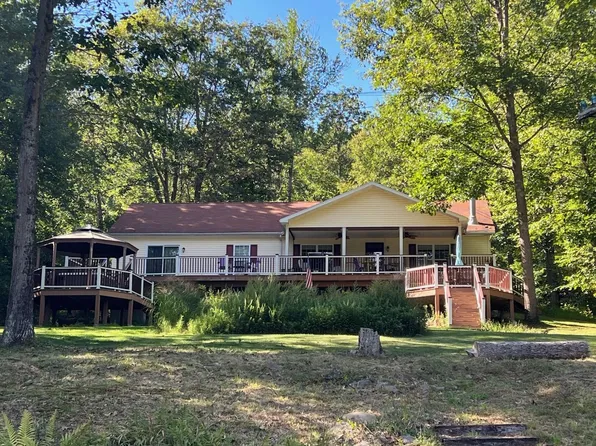 49 River Rd, Hancock, NY 13783