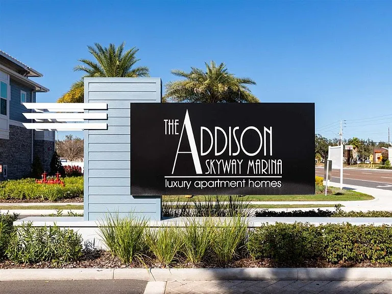 The Addison Skyway Marina — Photo 41