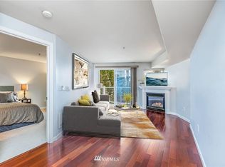 3318 30th Ave SW UNIT B204, Seattle, WA 98126