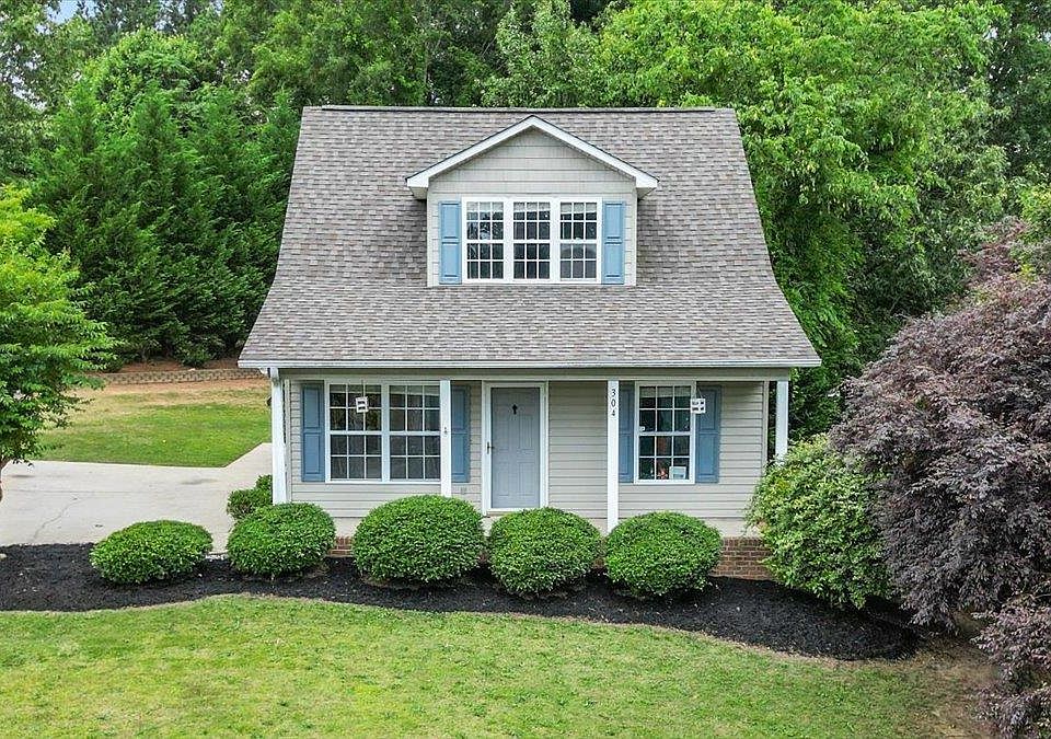 1st image of 304 Black Beaver Ct