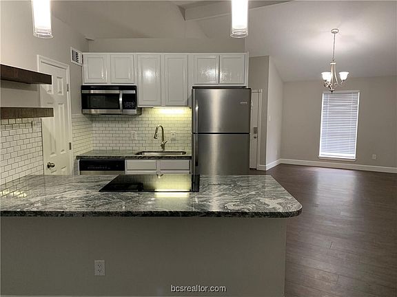 5th image of 12610 Summer Mill Dr
