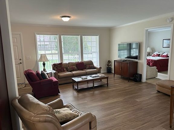 2nd image of 280 Ferry Hill Trl