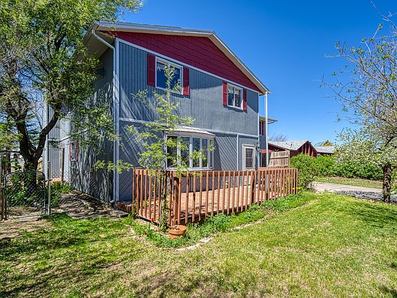 5th image of 512 Sweetwater Cir