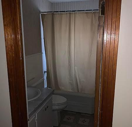 4th image of 1011 E Buckley St