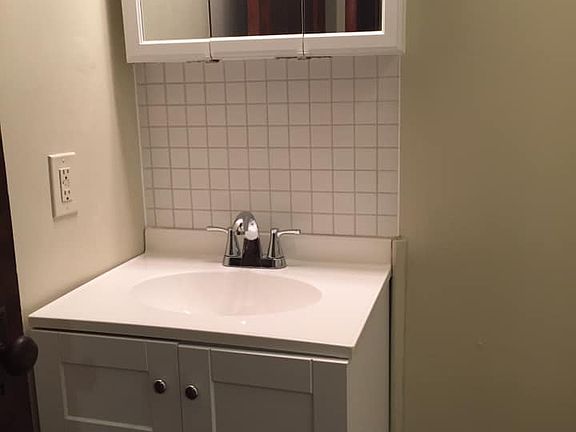 4th image of 20 1/2 W Liberty St SE APT A