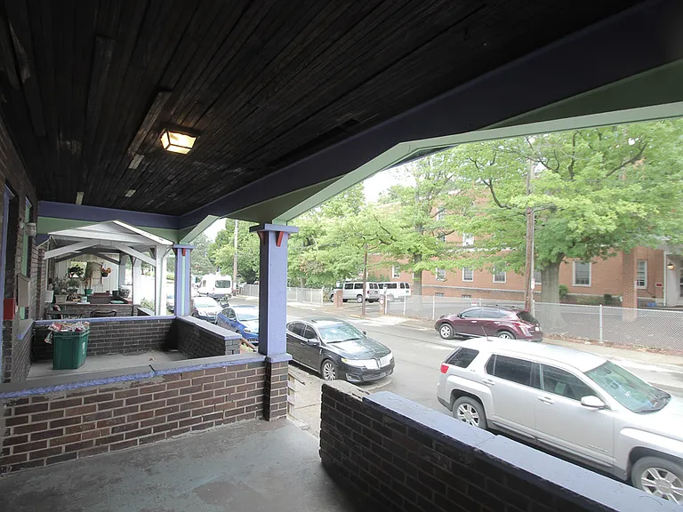 124 S Trenton Ave — Photo 5