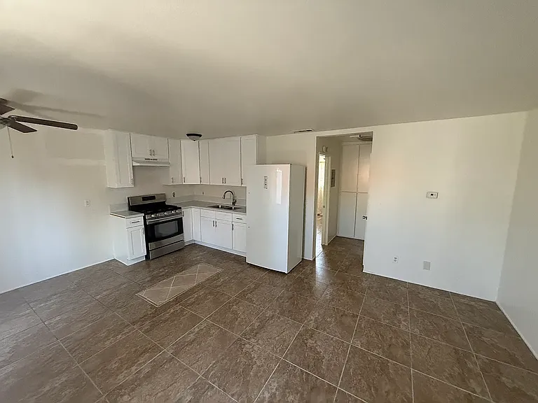 3771 Harvill Ln #4 — Photo 4