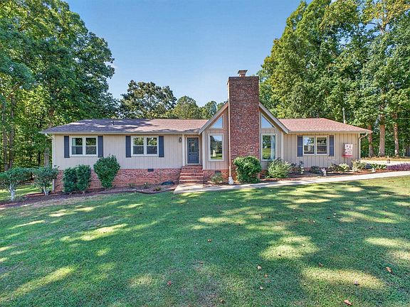 2nd image of 378 Deerfield Dr