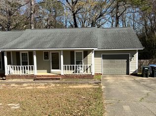 6930 Melbourne Dr, Fayetteville, NC 28314