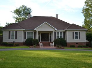 27 Jenny Dr, Tifton, GA 31793