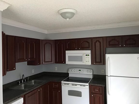 2nd image of 912 Alicia Ave #5 A