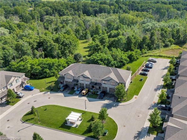 50 Bute St #10, North Dumfries, ON N0B 1E0