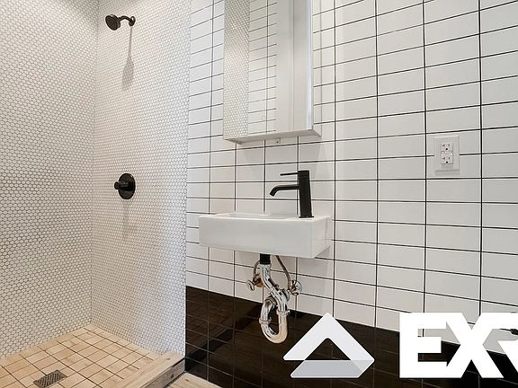 5th image of 1634 Church Ave #5J