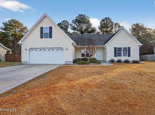 1504 Mesquite Ct, Havelock, NC 28532