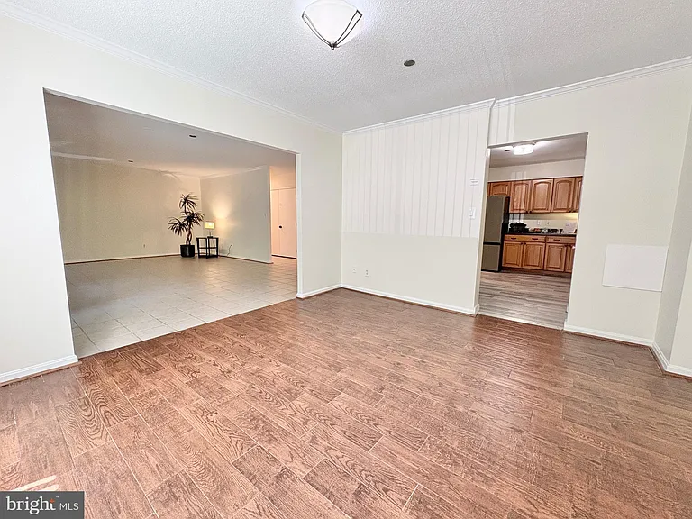 3713 George Mason Dr #T5W — Photo 16
