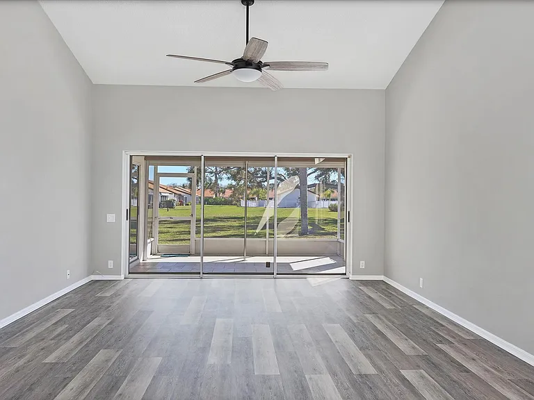 4998 Tamarack Trl — Photo 18