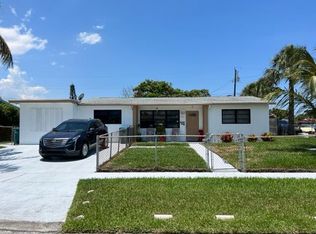340 W 16th Way, Riviera Beach, FL 33404