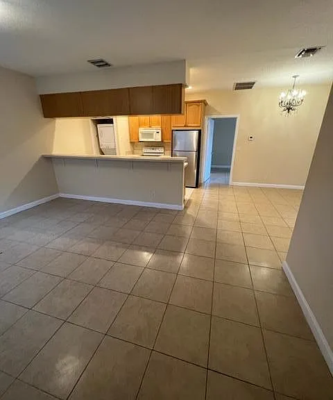 11957 Sturbridge Ln — Photo 3