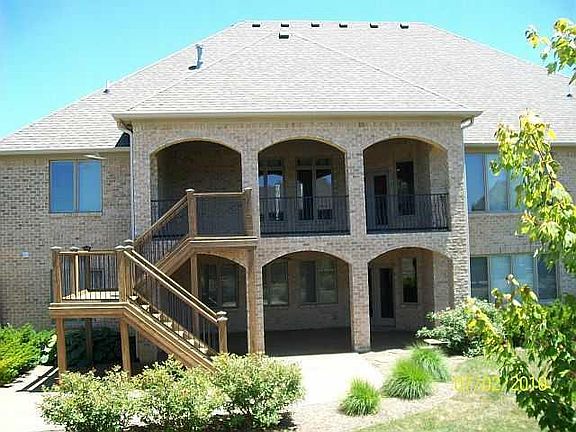 5th image of 4878 Benthaven Dr
