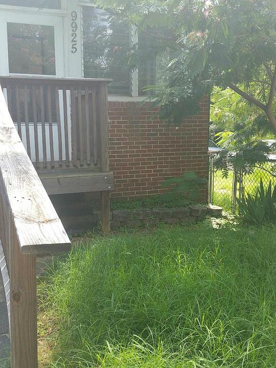 2nd image of 9925 Elm St